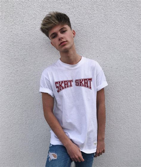 hairy harley|(@hrvy) • Instagram photos and videos